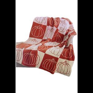 Emryn House 50" x 60" Fall Checkered Throw Pumpkin